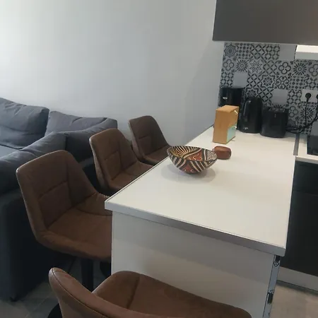 Apartamento Mbine Senghore *